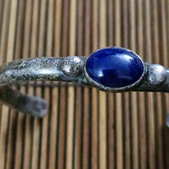 Sterling Silver Navajo Lapis Cuff Bracelet (Vintage) - Picture 6 of 12
